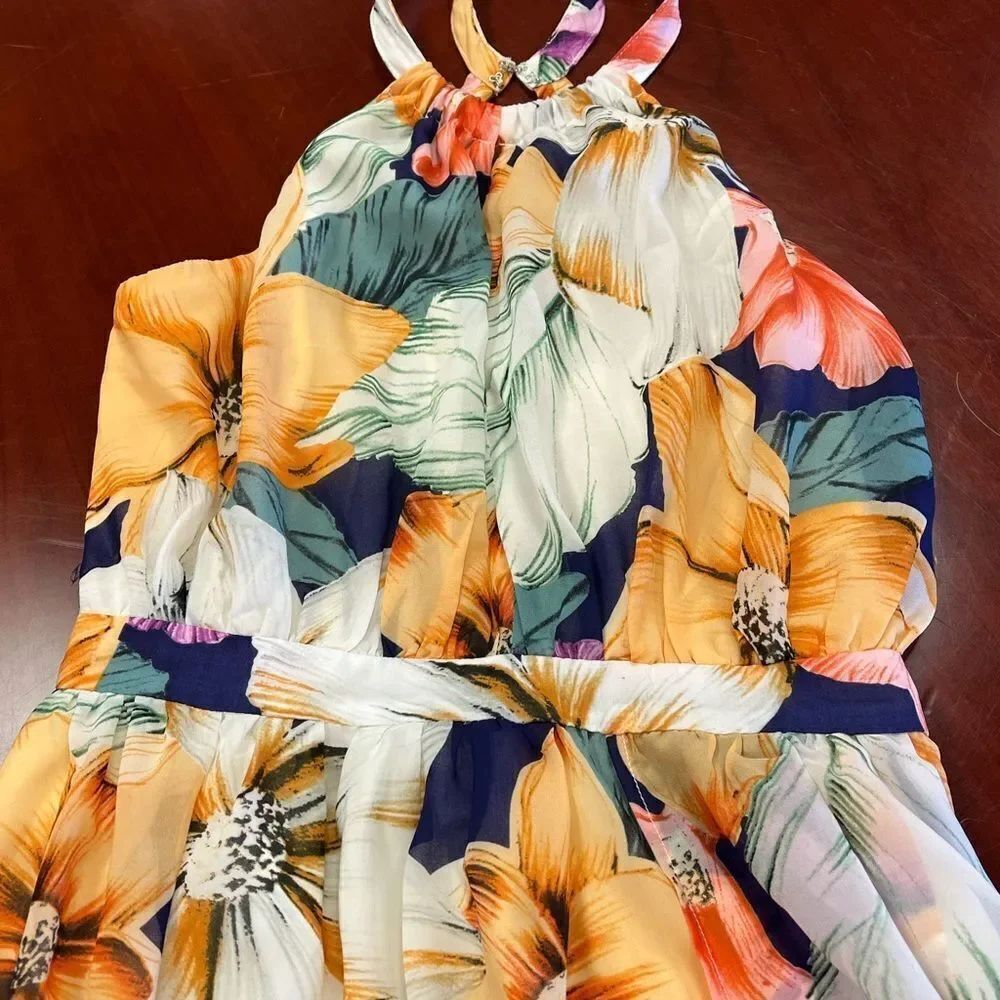 Miss Me Floral Halter Style Maxi Dress sz S